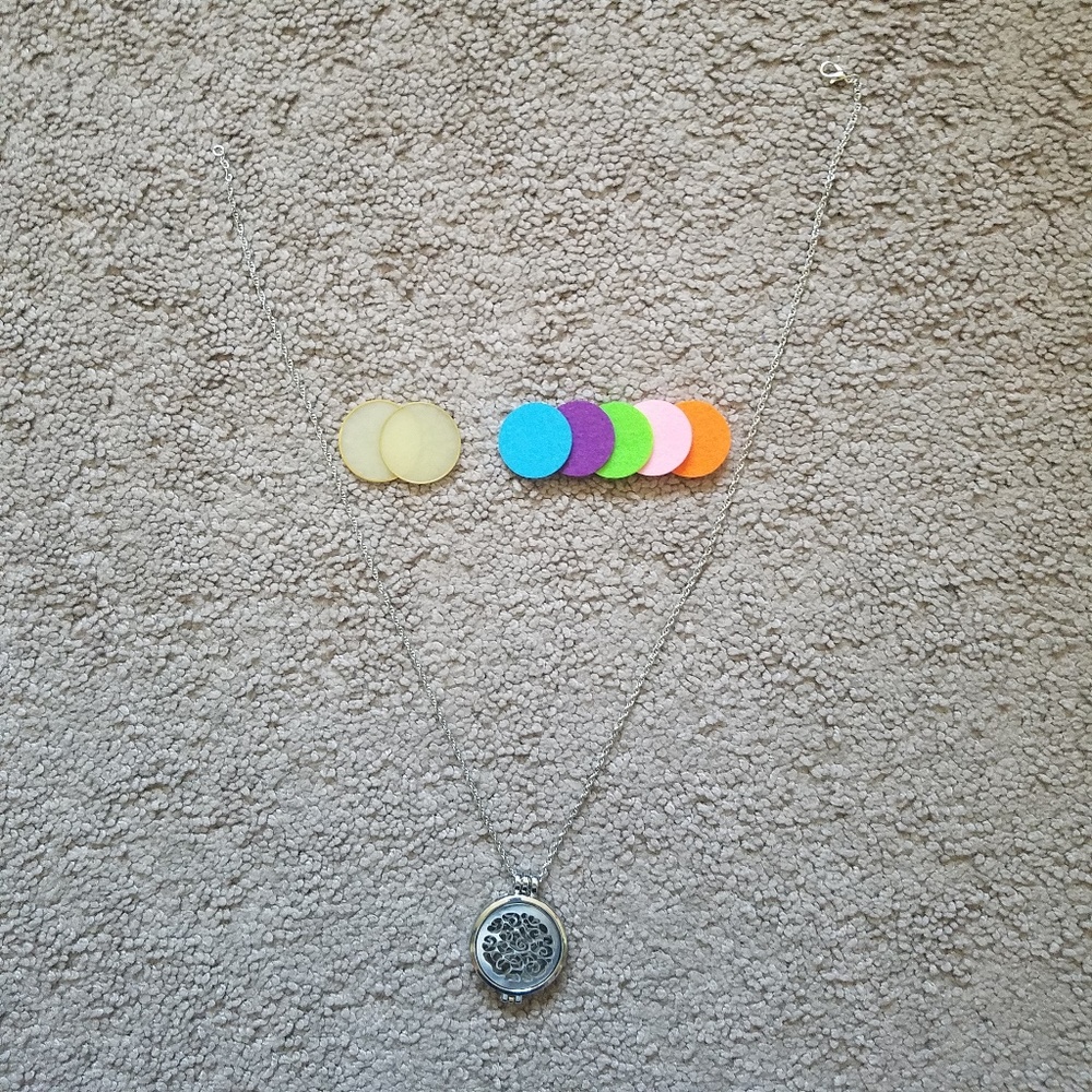 Essential Oil Necklace Diffuser